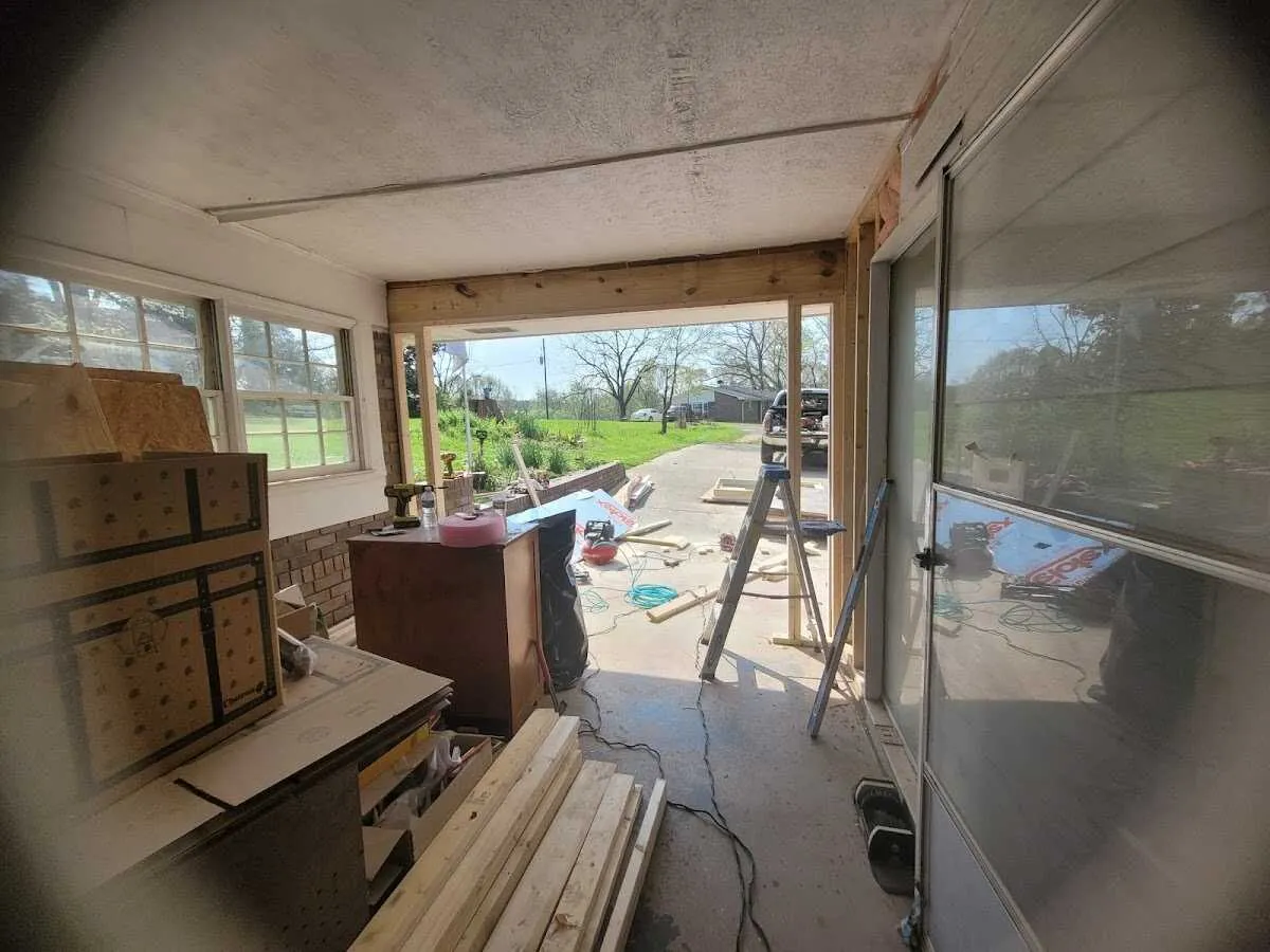 Air movers and dehumidifier for Drying & Dehumidification in Shoreline